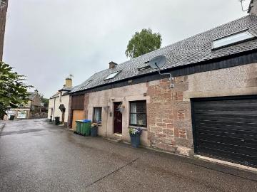 3 bedroom terraced bungalow to rent