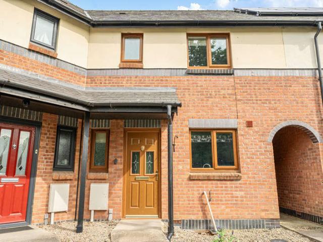 3 Bedroom Terraced House