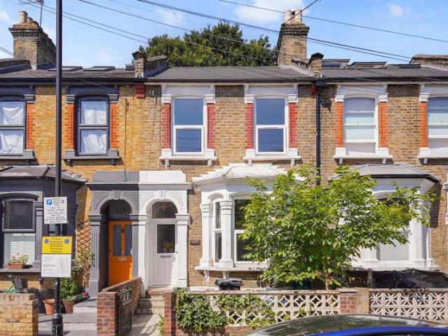 3 Bedroom Terraced House