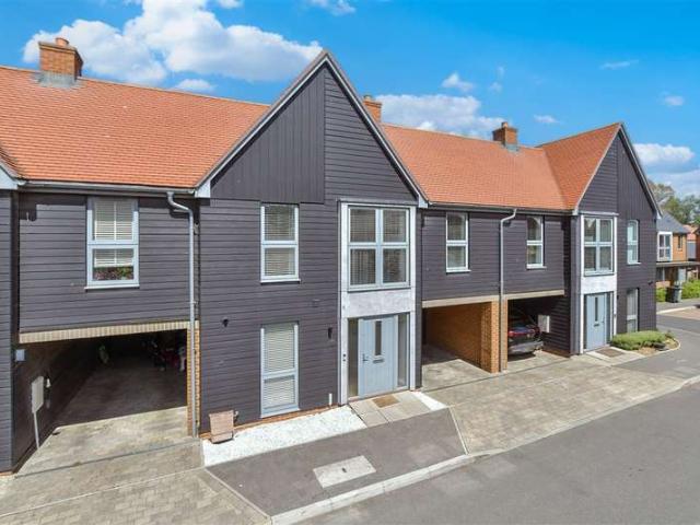 3 Bedroom Terraced House