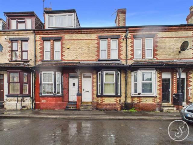 3 Bedroom Terraced House