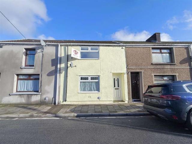 3 Bedroom Terraced House