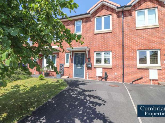 3 Bedroom Terraced House