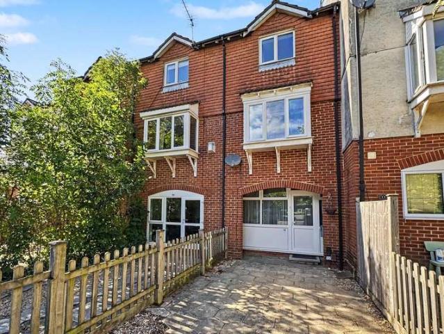 3 Bedroom Terraced House