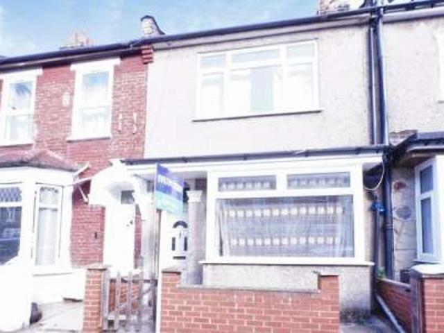 3 Bedroom Terraced House