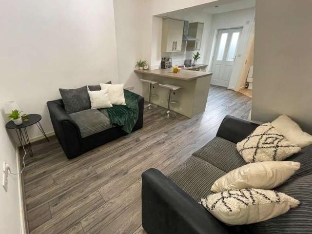3 Bedroom Terraced House