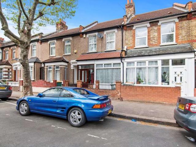 3 Bedroom Terraced House