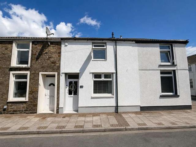 3 Bedroom Terraced House