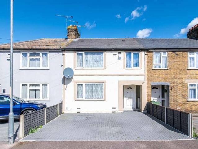 3 Bedroom Terraced House