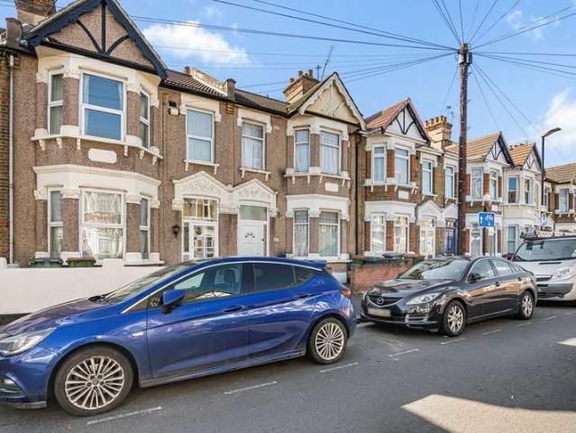 3 Bedroom Terraced House