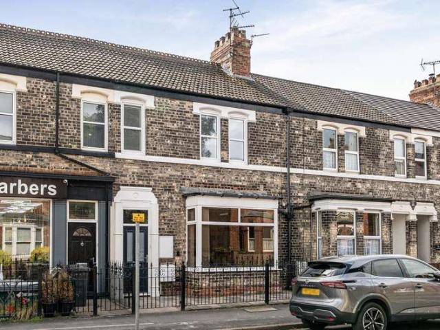 3 Bedroom Terraced House