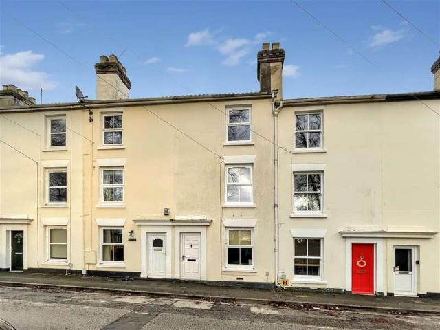 3 Bedroom Terraced House