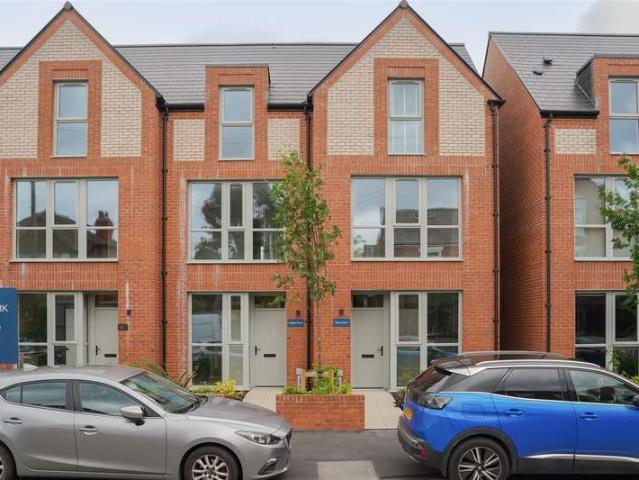 3 Bedroom Terraced House