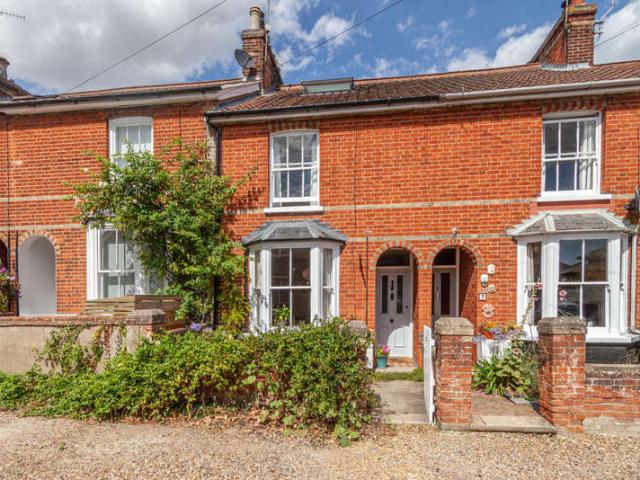 3 Bedroom Terraced House
