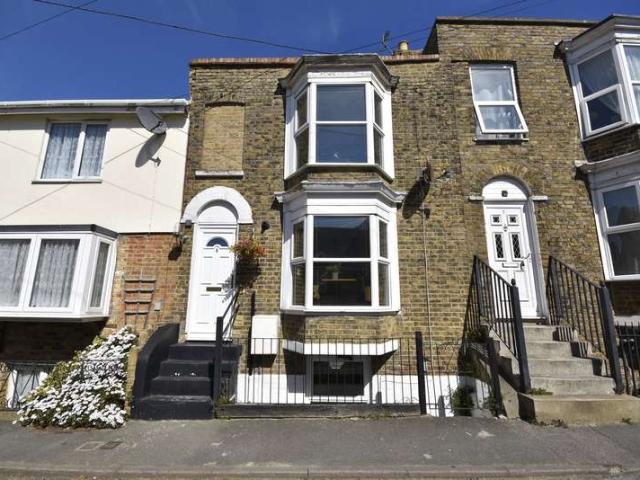 3 Bedroom Terraced House