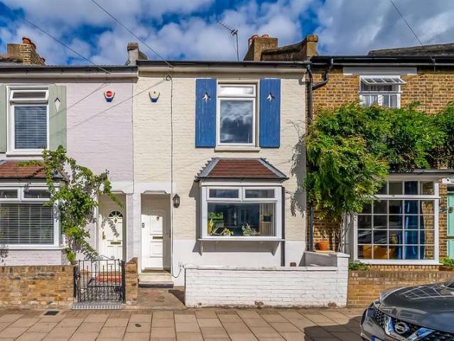 3 Bedroom Terraced House