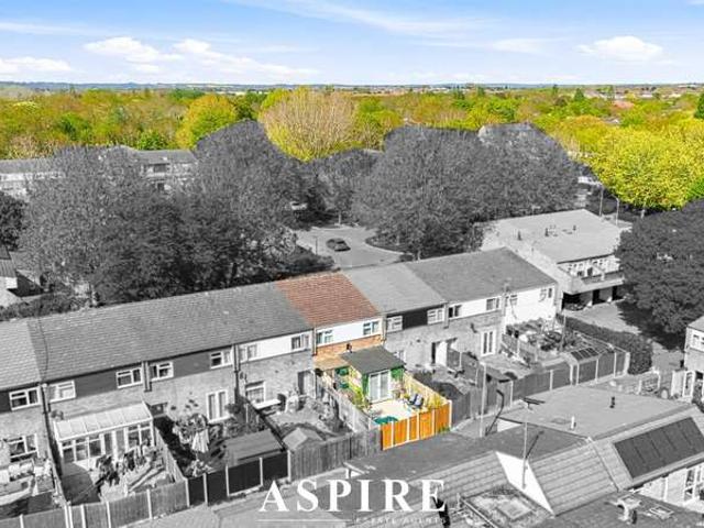 3 Bedroom Terraced House
