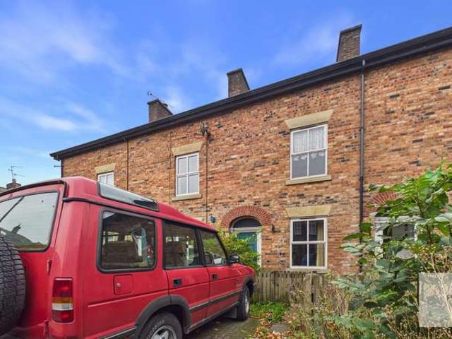 3 Bedroom Terraced House