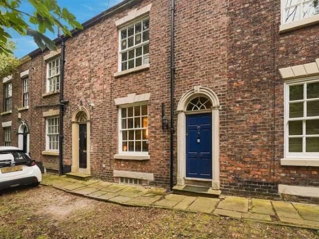 3 Bedroom Terraced House
