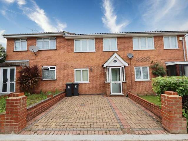 3 Bedroom Terraced House