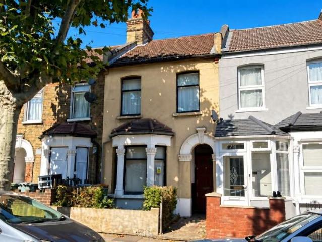 3 Bedroom Terraced House