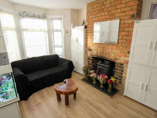 3 Bedroom Apartment Flat