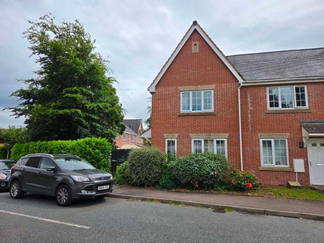 3 Bedroom Semi Detached House