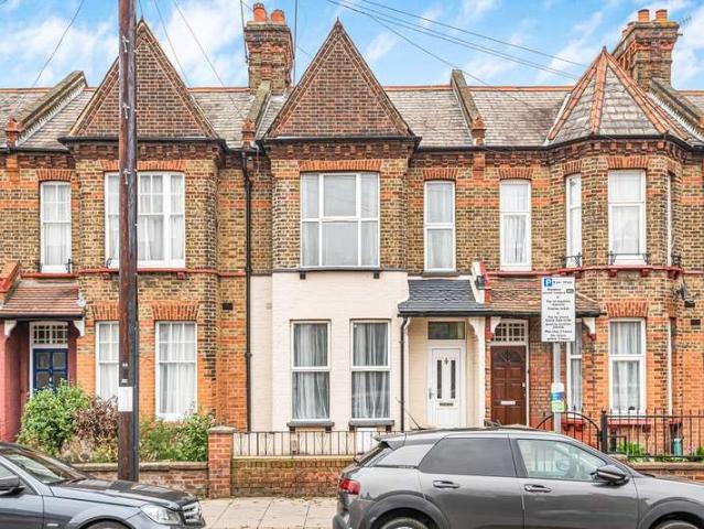 3 Bedroom Terraced House