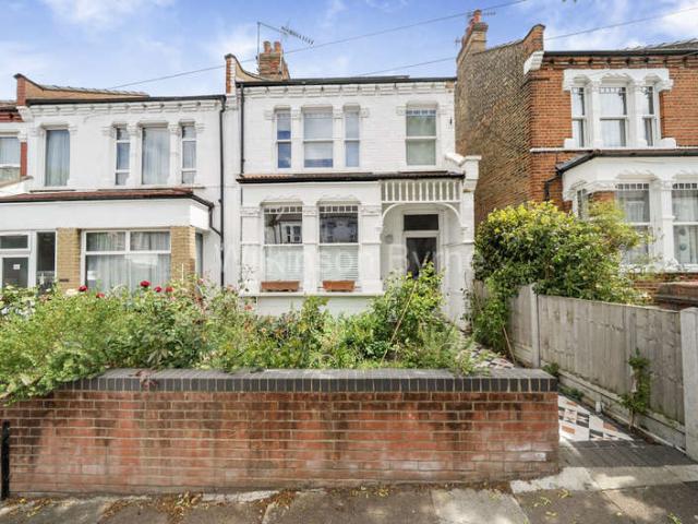 3 Bedroom Terraced House