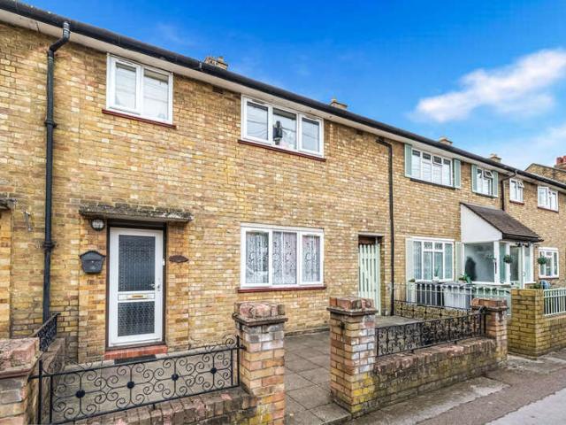3 Bedroom Terraced House
