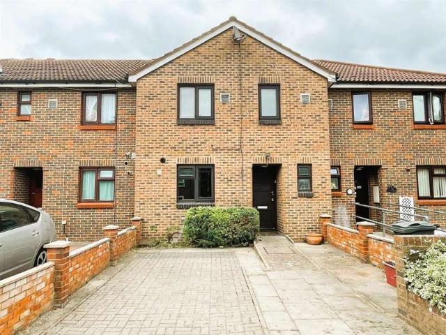 3 Bedroom Terraced House
