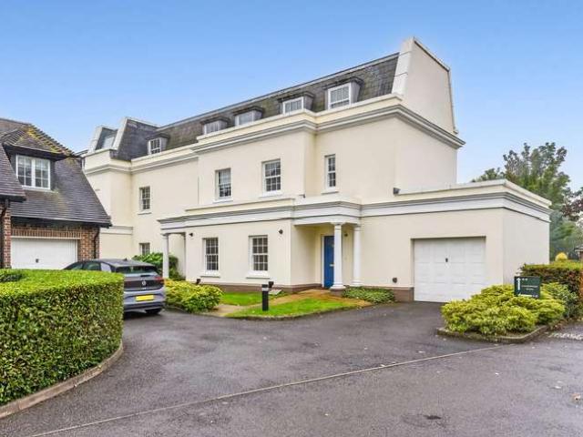 3 Bedroom Terraced House