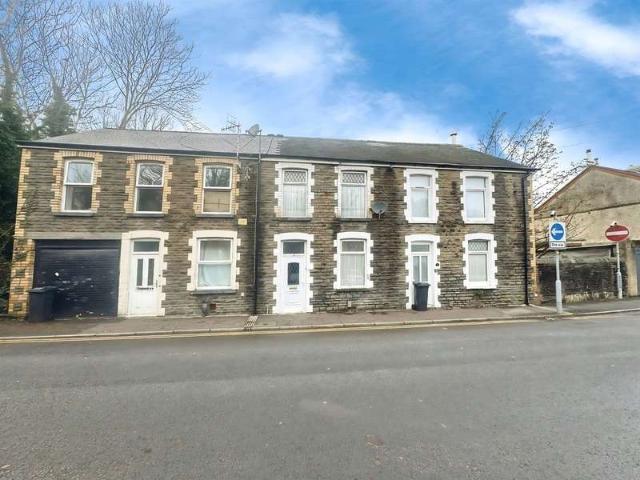 3 Bedroom Terraced House