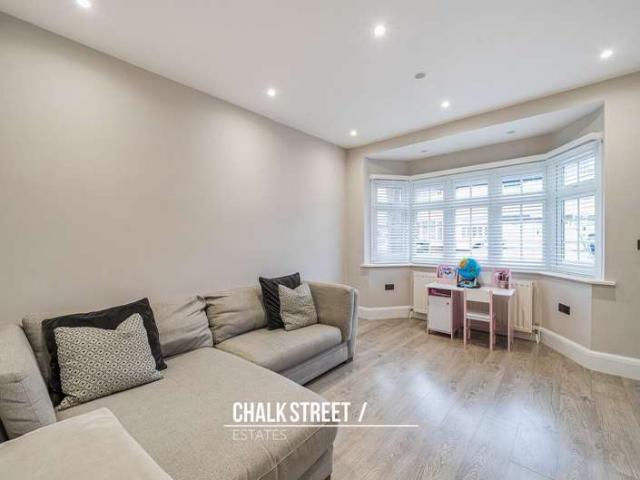 3 Bedroom Terraced House