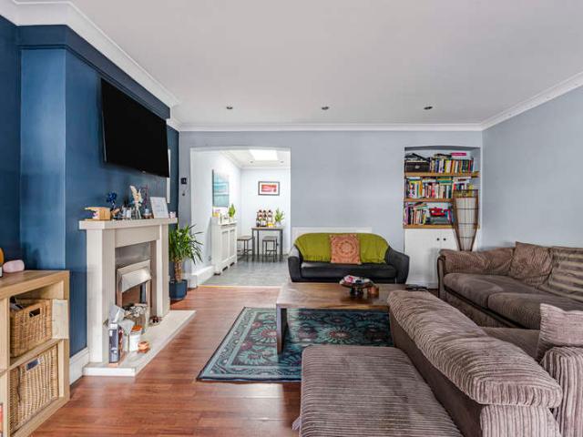 3 Bedroom Terraced House
