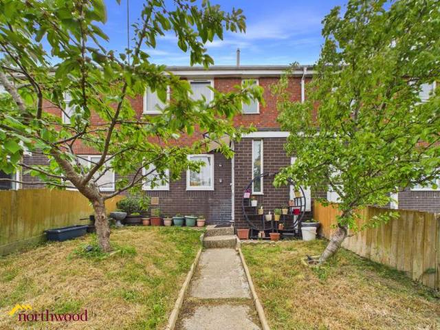3 Bedroom Terraced House