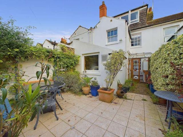 3 Bedroom Terraced House