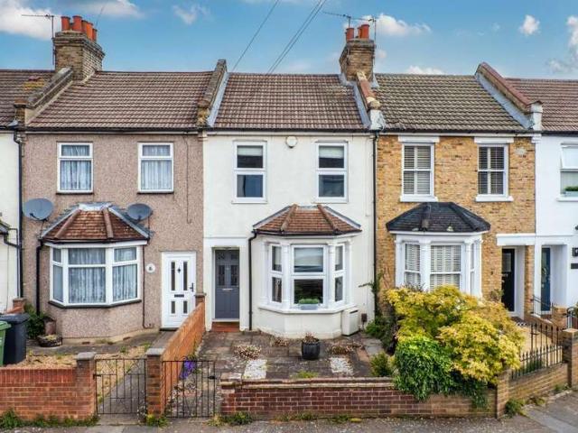 3 Bedroom Terraced House