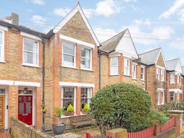 3 Bedroom Terraced House