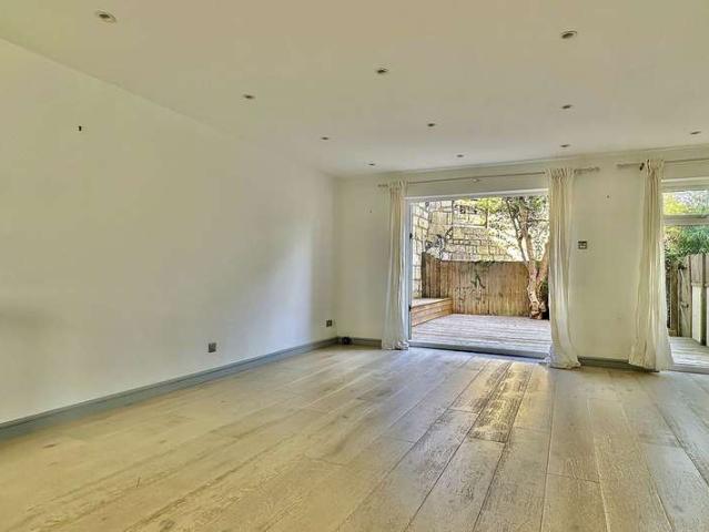 3 Bedroom Terraced House
