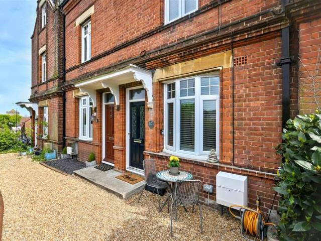 3 Bedroom Terraced House
