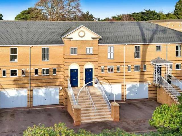3 Bedroom Terraced House