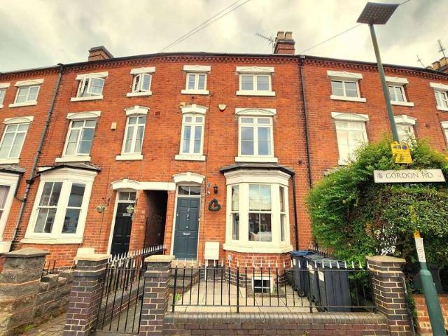3 Bedroom Terraced House