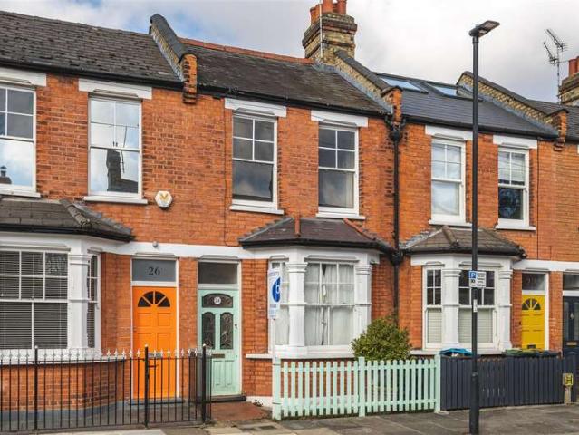 3 Bedroom Terraced House