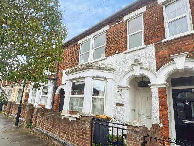 3 Bedroom Terraced House