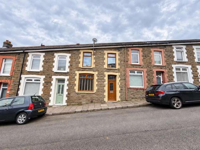 3 Bedroom Terraced House