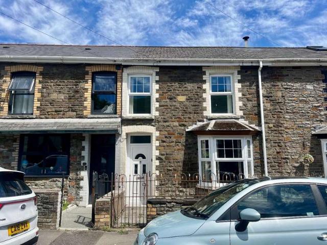 3 Bedroom Terraced House