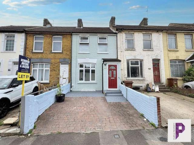 3 Bedroom Terraced House
