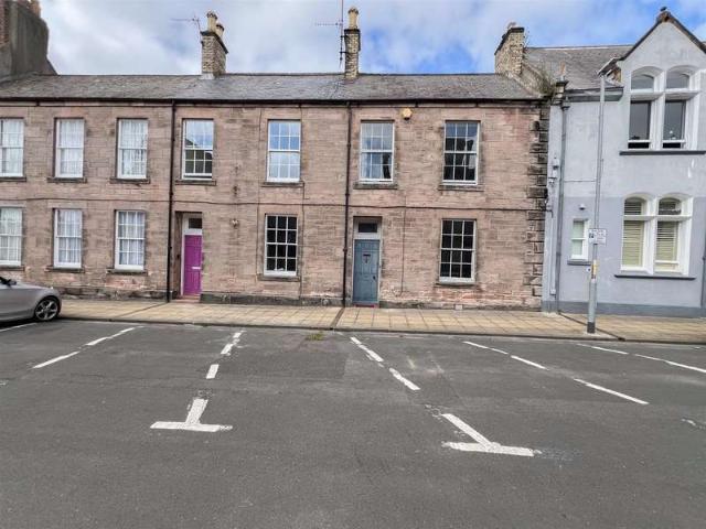 3 Bedroom Terraced House