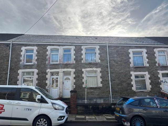 3 Bedroom Terraced House